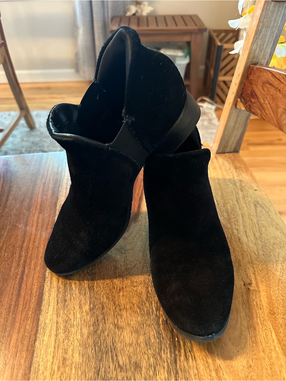 Kenneth Cole Reaction Black Suede Ankle Booties